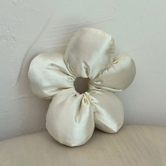 Puffy Flower Scrunchie